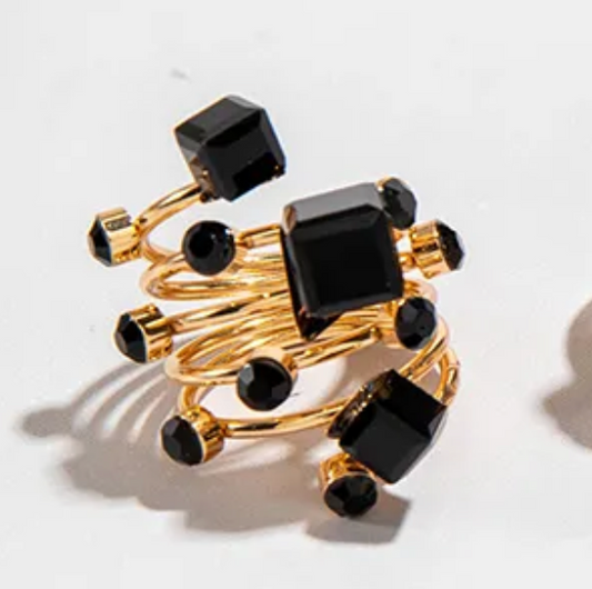 Lucy-Black Geometric ring